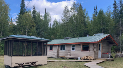 Pickett Lake Outpost Cabins